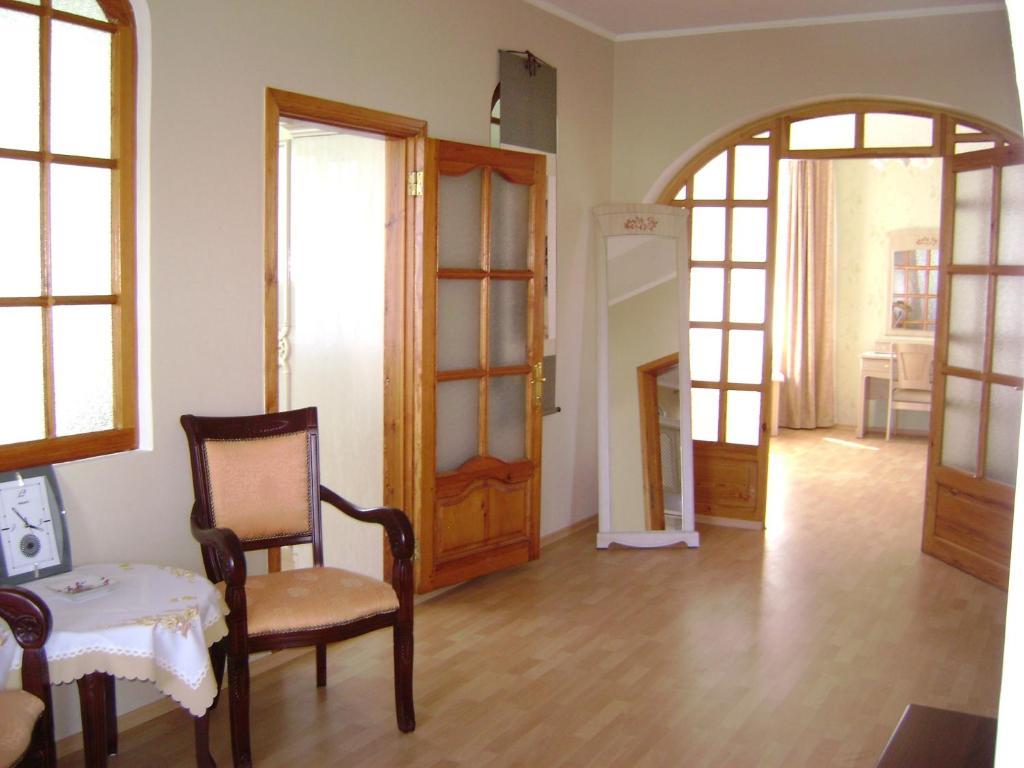 Nautilus Hotel