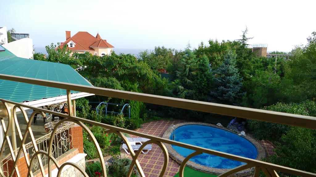Nautilus Hotel 2*